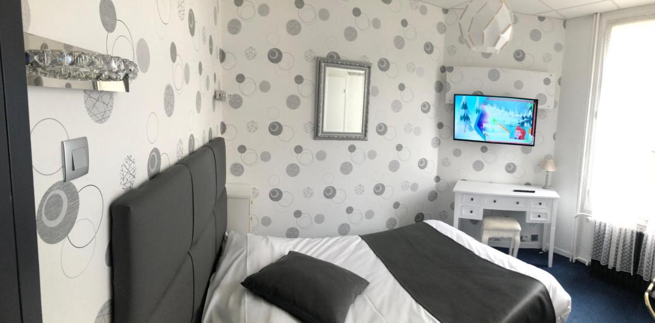 Hotel Le Faisan Монлюсон Экстерьер фото